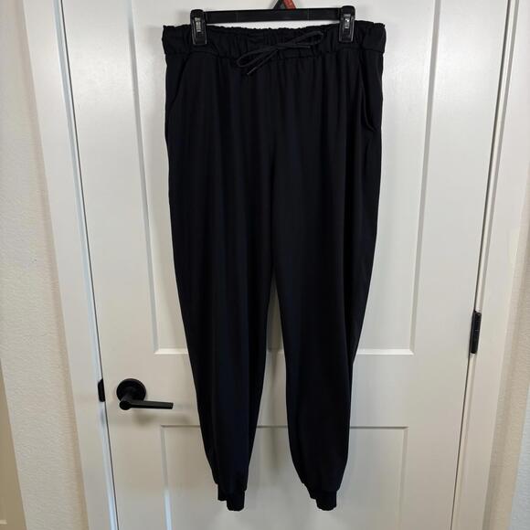 Pants - Lululemon Keep Moving Jogger Women’s Size 12 Black Luxtreme Pull On High Rise